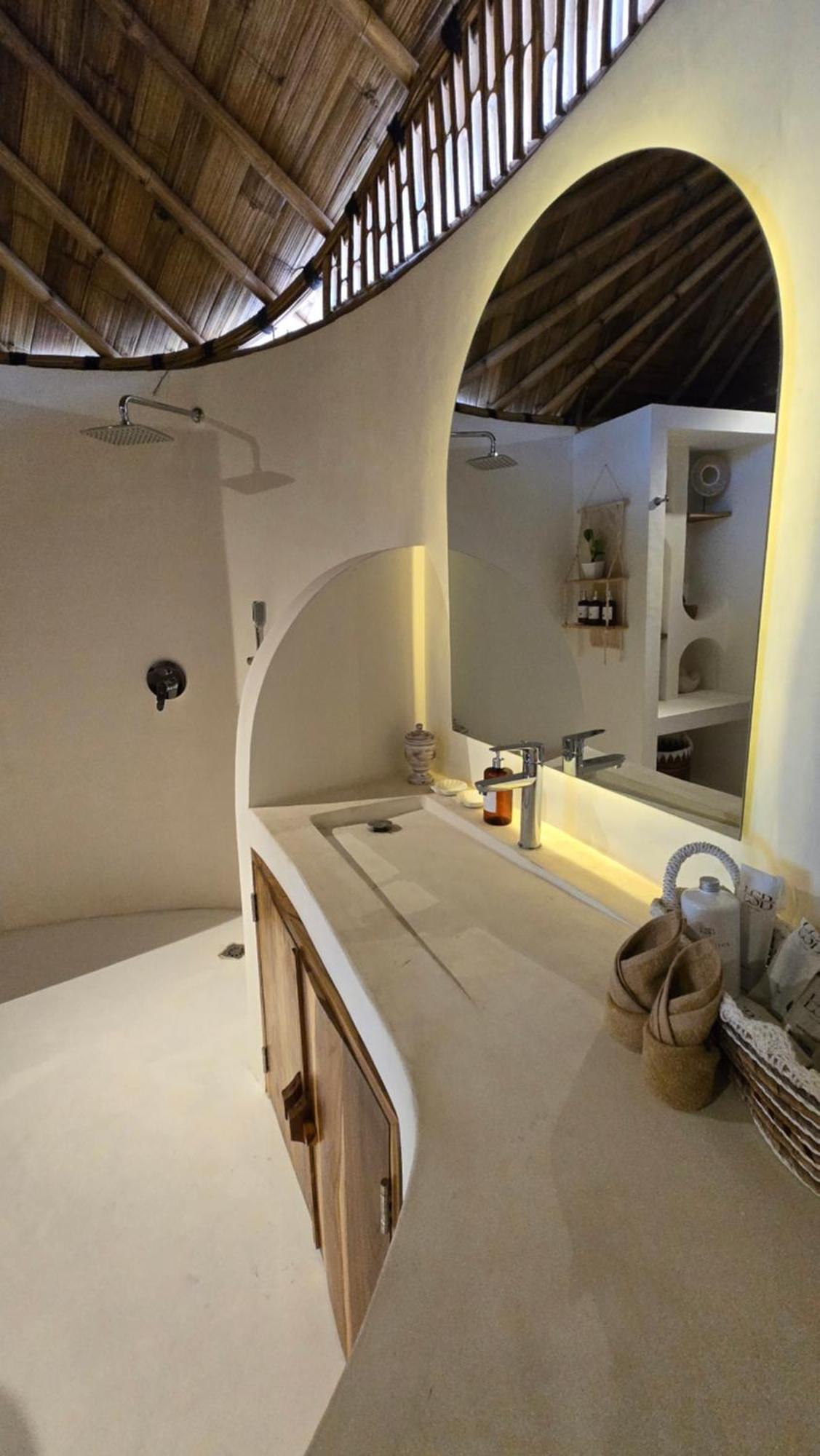 Hotel Les Sables Blancs - Adults Only - Gili Air Exterior photo